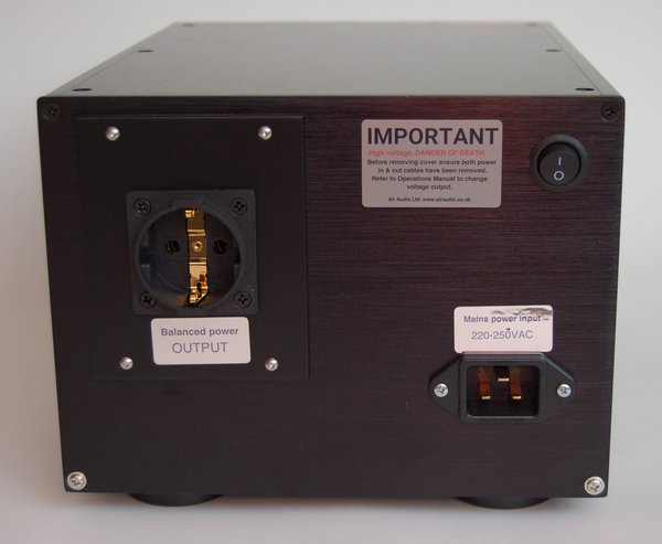 connected-fidelity AC-2K Balanced Mains Transformer.